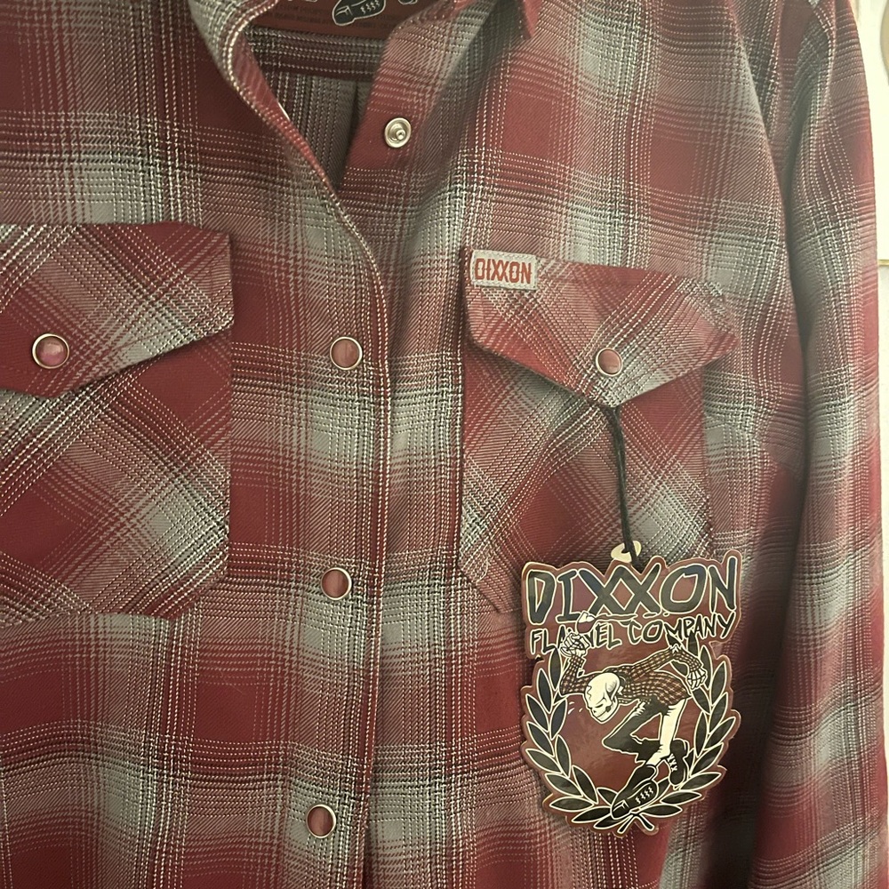 Dixxon flannel Pinot woman’s large